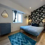 L2 Apartments- City Center- 2 Bed